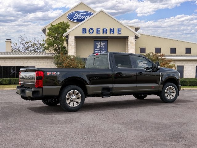2027 Ford F-350SD F-350® King Ranch®