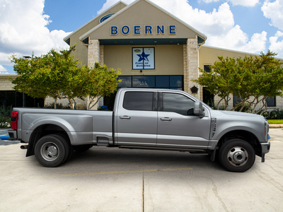 2023 Ford F-350SD Lariat Super Duty