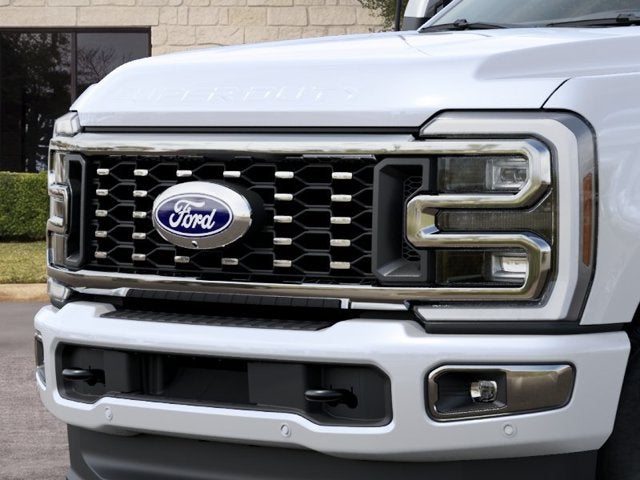 2027 Ford F-350SD F-350® Platinum®