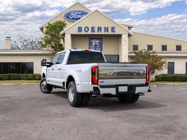 2027 Ford F-350SD F-350® Platinum®