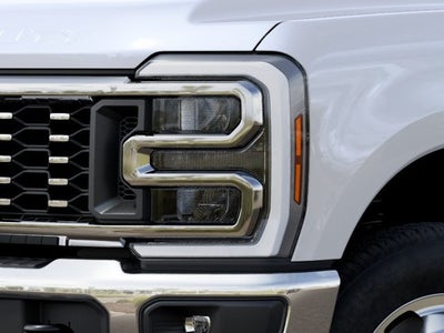 2027 Ford F-350SD F-350® Lariat®