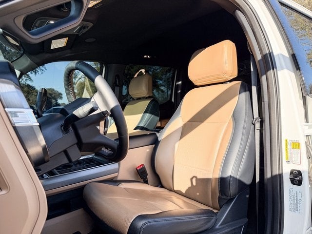 2025 Ford F-350SD Lariat Super Duty