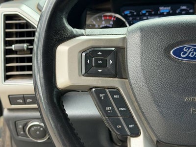 2022 Ford F-350SD Lariat Super Duty