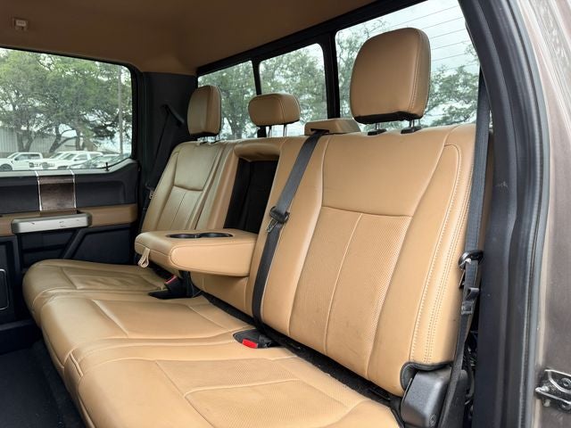 2022 Ford F-350SD Lariat Super Duty