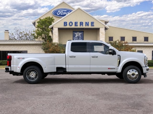 2027 Ford F-450SD F-450® Platinum®