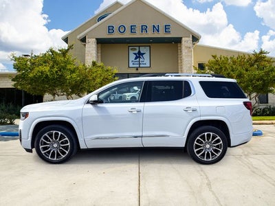 2023 GMC Acadia Denali