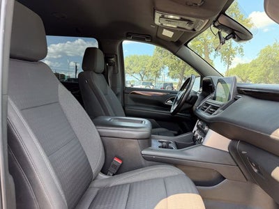 2022 GMC Yukon XL SLE