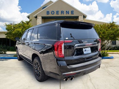 2023 GMC Yukon XL AT4
