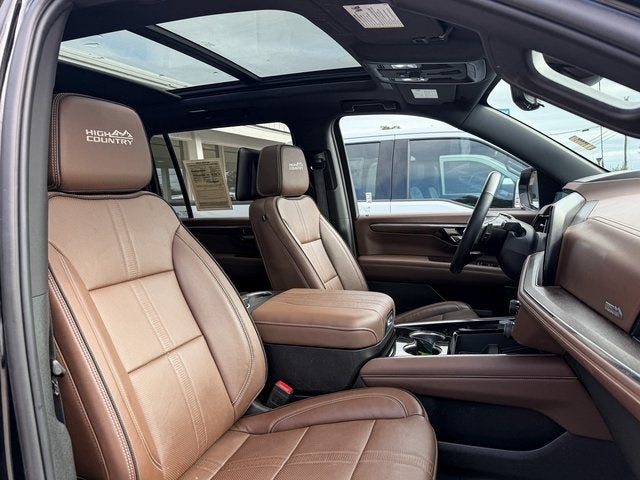 2025 Chevrolet Suburban High Country