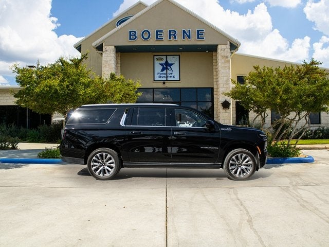 2025 Chevrolet Suburban High Country