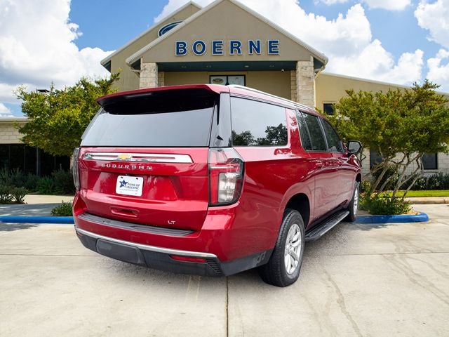 2022 Chevrolet Suburban LT