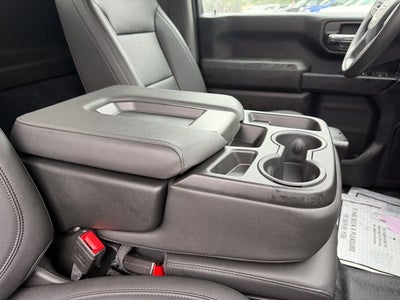 2024 GMC Sierra 2500HD Pro