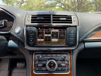 2019 Lincoln Continental Select
