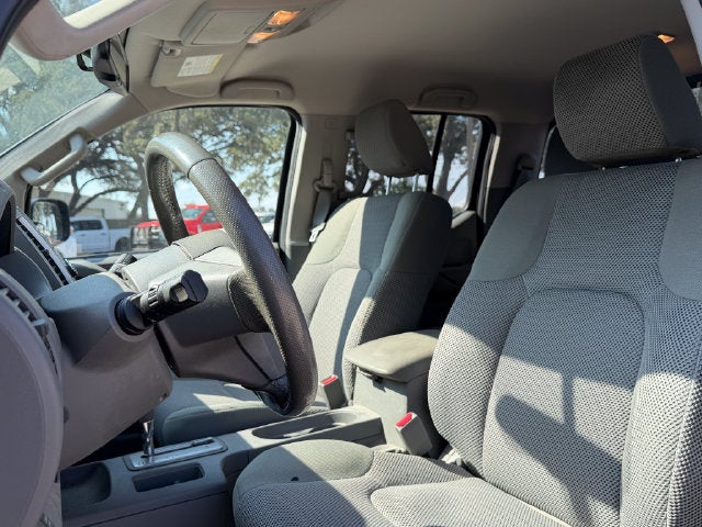 2017 Nissan Frontier SV
