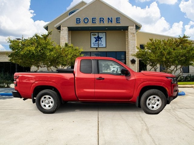 2022 Nissan Frontier S