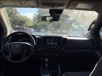 2022 Nissan Frontier S