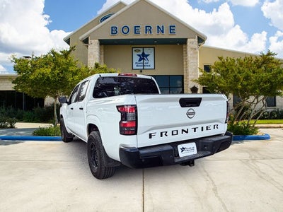 2022 Nissan Frontier S