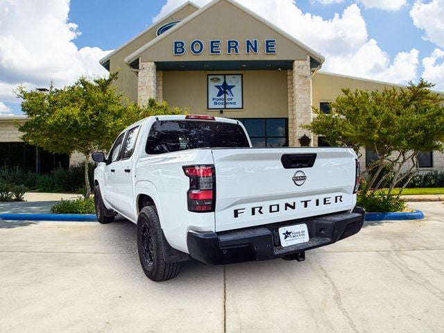 2022 Nissan Frontier S