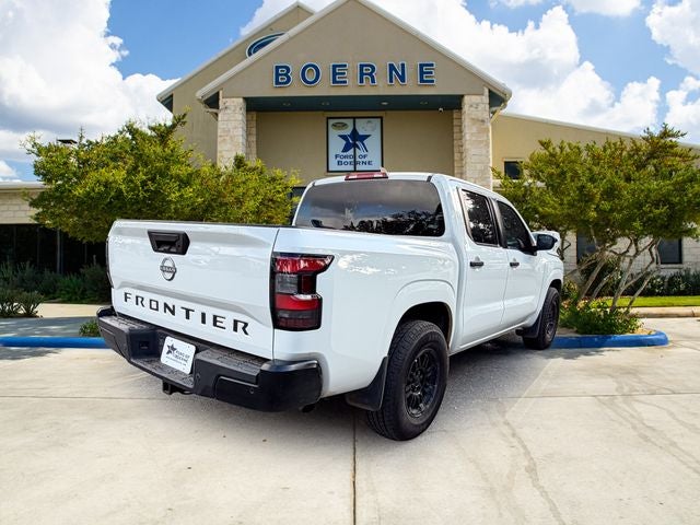 2022 Nissan Frontier S