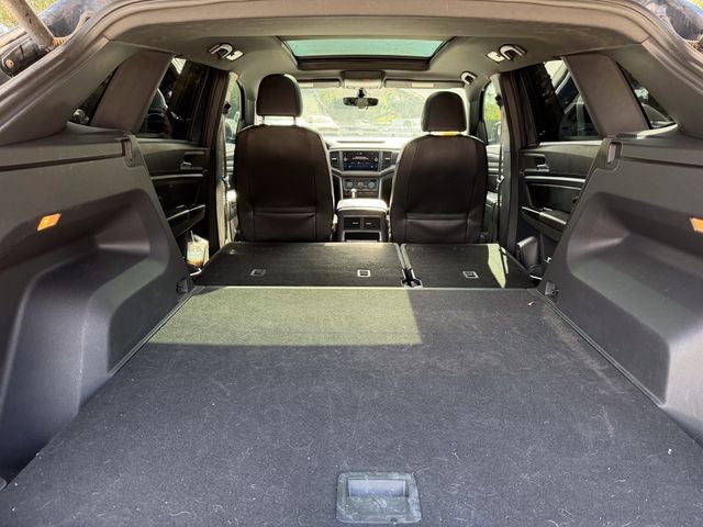 2020 Volkswagen Atlas Cross Sport 3.6 V6 SE w/ Technology R-Line