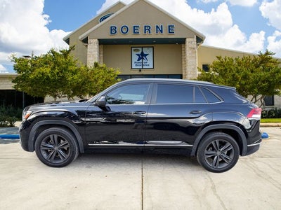 2020 Volkswagen Atlas Cross Sport 3.6 V6 SE w/ Technology R-Line