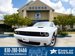 2021 Dodge Challenger SXT
