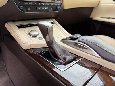 2017 Lexus ES Base