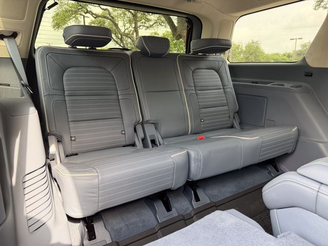 2024 Lincoln Navigator Black Label
