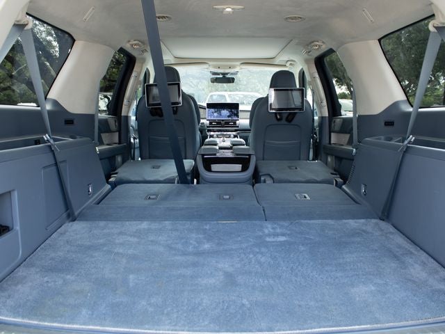 2022 Lincoln Navigator L L Black Label