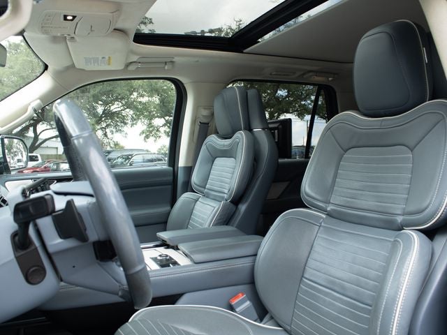2022 Lincoln Navigator L L Black Label