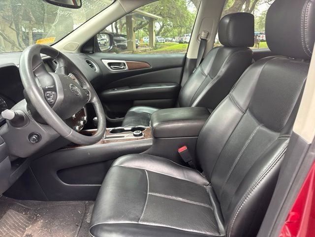 2017 Nissan Pathfinder Platinum