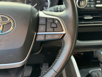 2023 Toyota Highlander LE