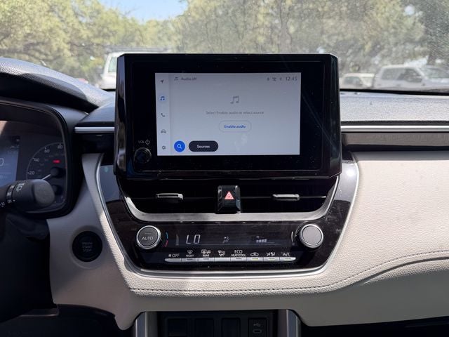 2025 Toyota Corolla Cross LE