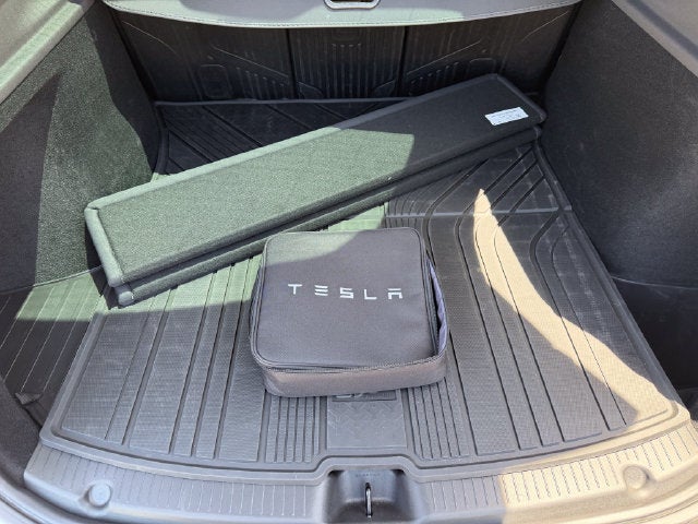 2026 Tesla Model Y Base