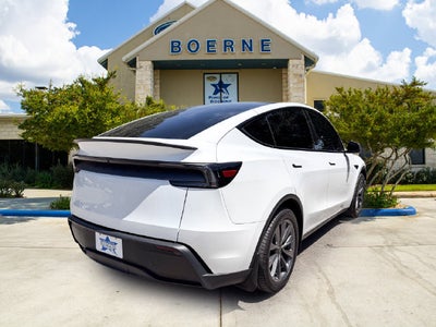 2026 Tesla Model Y Base