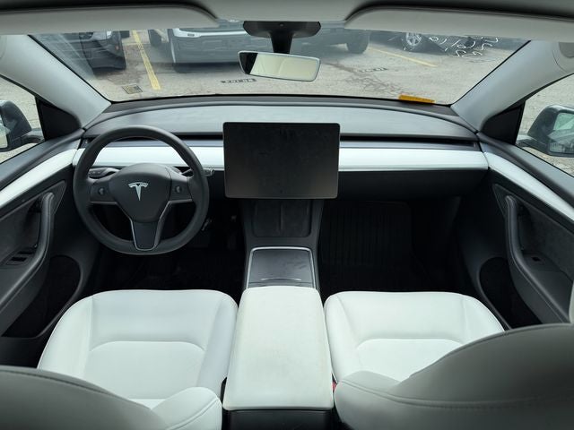 2025 Tesla Model Y Long Range