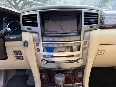 2015 Lexus LX Base