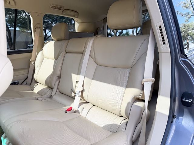 2015 Lexus LX Base