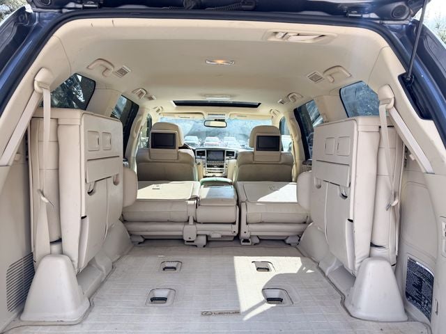 2015 Lexus LX Base