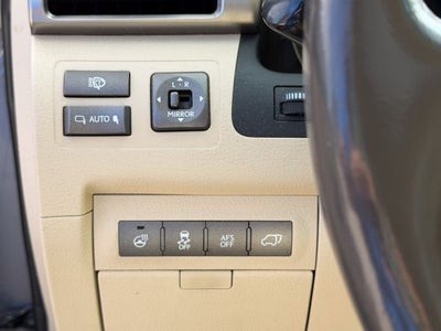 2015 Lexus LX Base