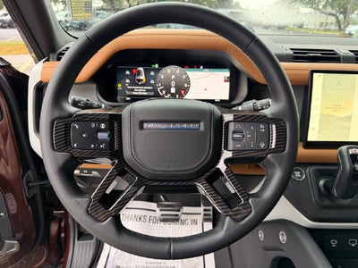 2024 Land Rover Defender 130 P400 X-Dynamic SE