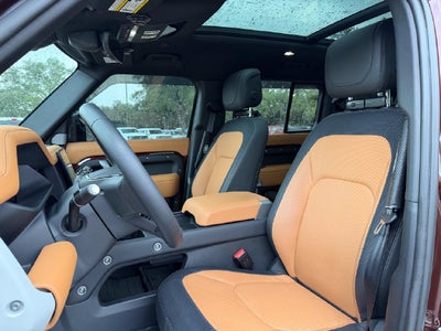 2024 Land Rover Defender 130 P400 X-Dynamic SE