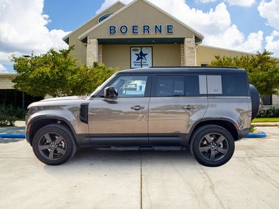2024 Land Rover Defender 110 P300