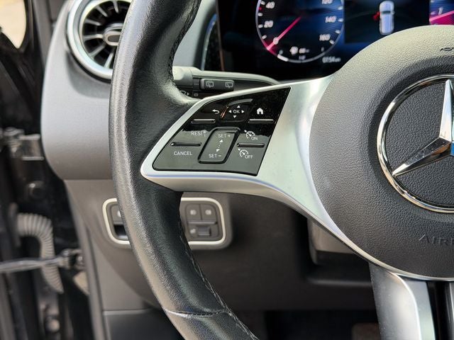 2025 Mercedes-Benz GLB Base