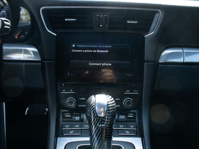 2018 Porsche 911 Carrera