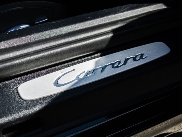 2018 Porsche 911 Carrera