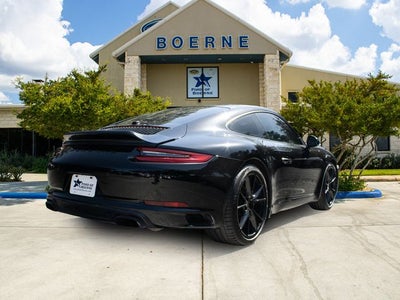 2018 Porsche 911 Carrera