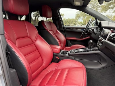 2023 Porsche Macan T