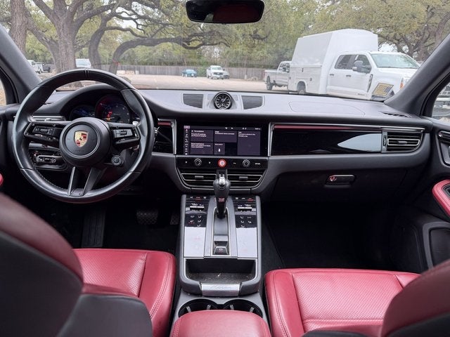 2023 Porsche Macan T