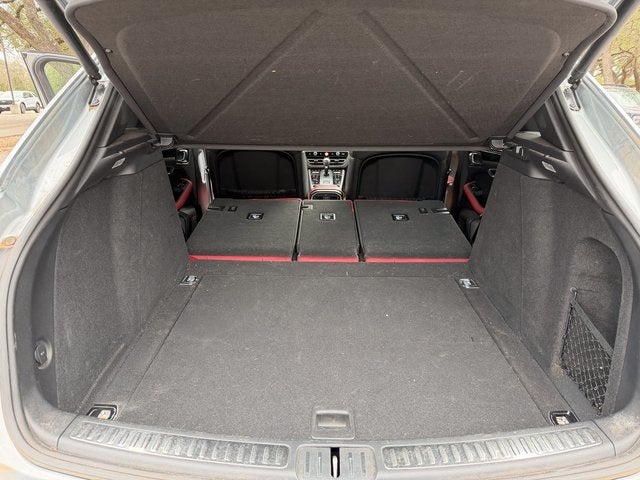 2023 Porsche Macan T